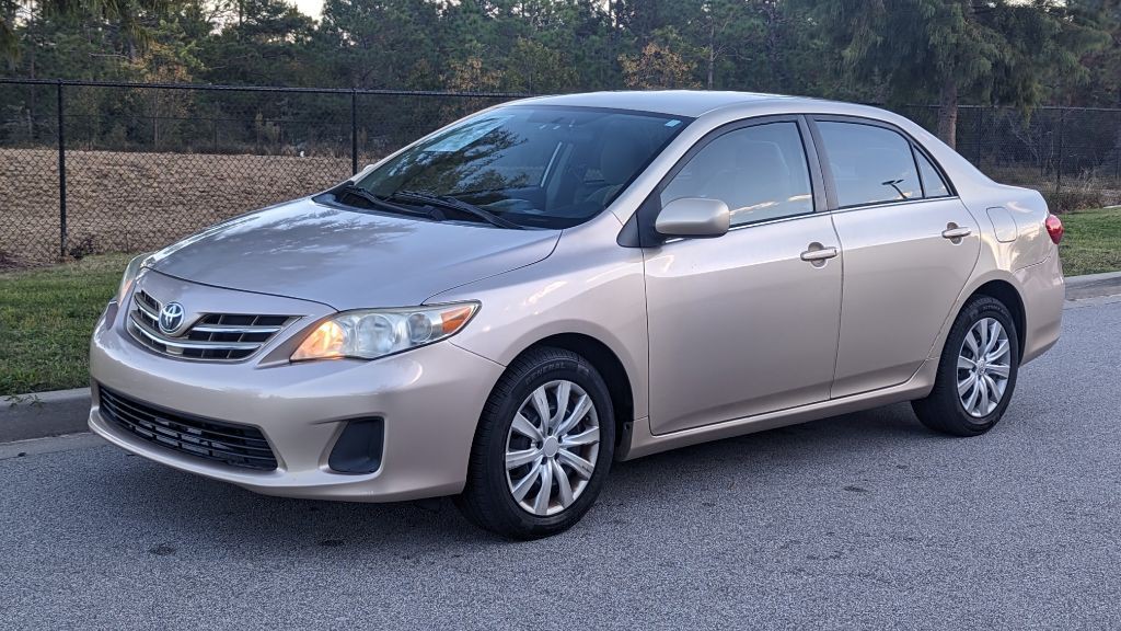 2013 Toyota Corolla Image 7