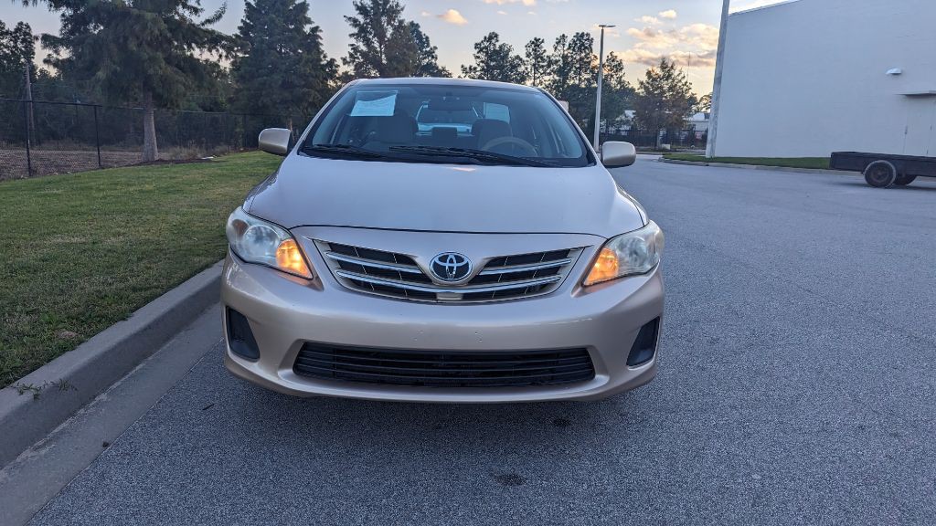 2013 Toyota Corolla Image 8