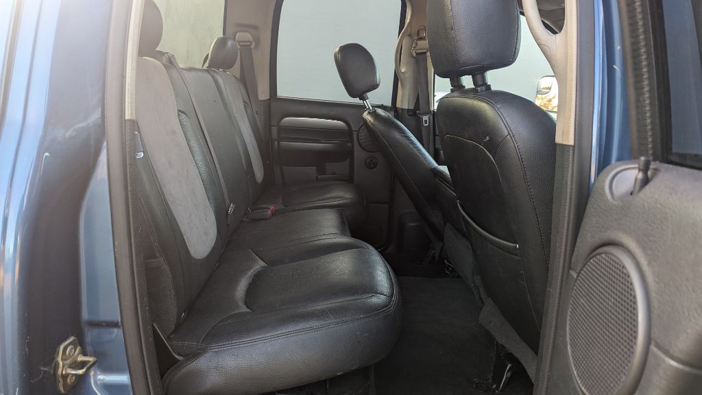 2005 Dodge Ram 2500 Image 20