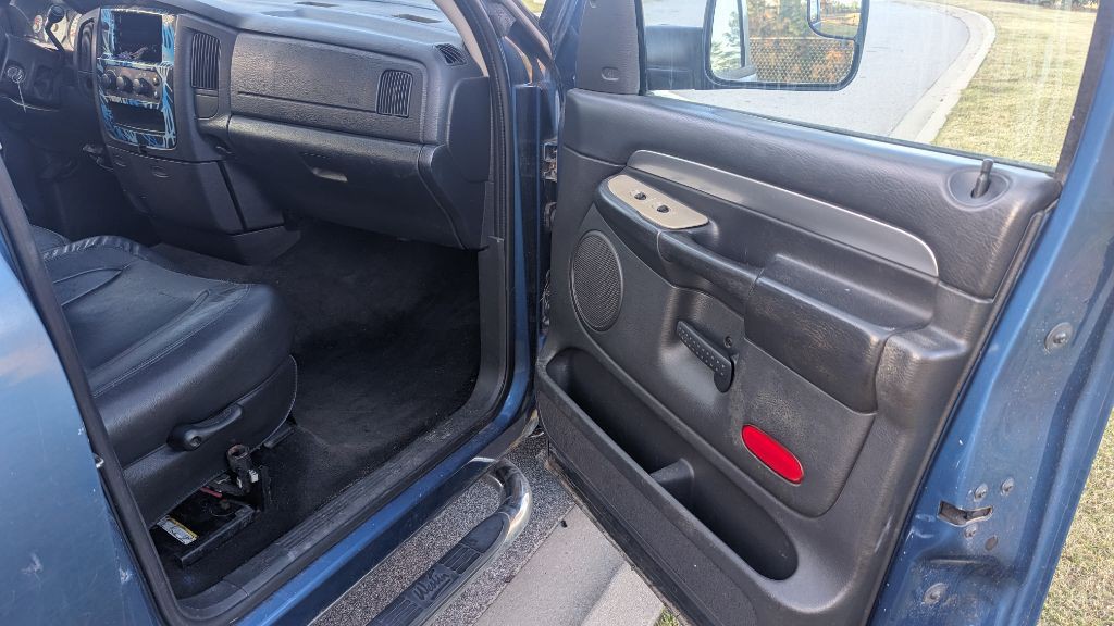 2005 Dodge Ram 2500 Image 22