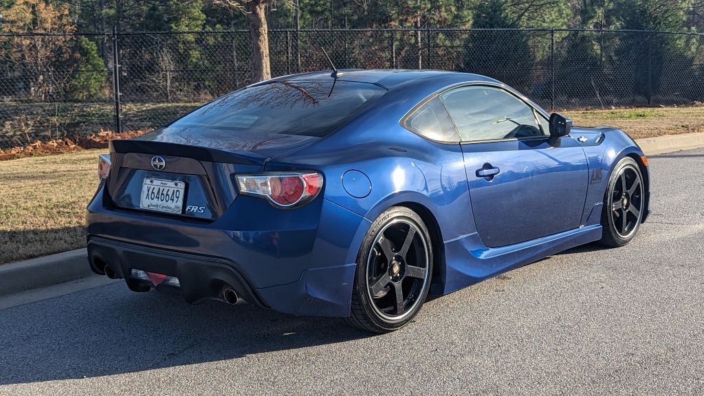 2013 Scion FR-S Image 3