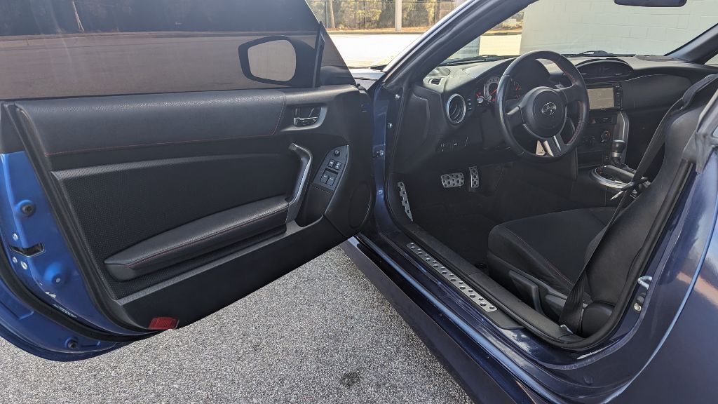 2013 Scion FR-S Image 10