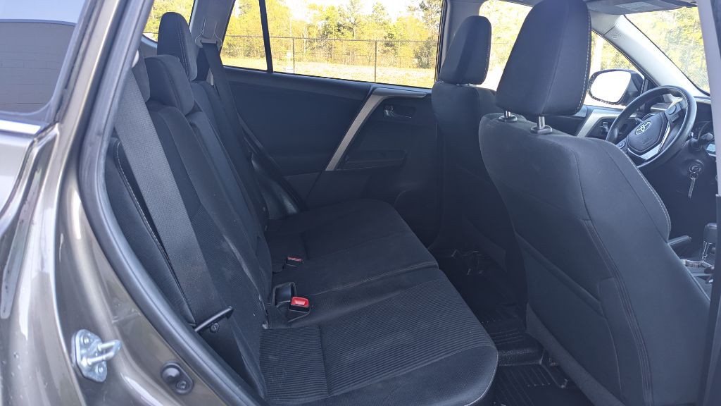 2015 Toyota Rav4 Image 23