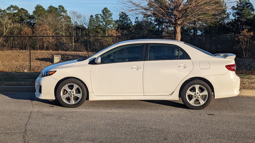 2012 Toyota Corolla Image 6
