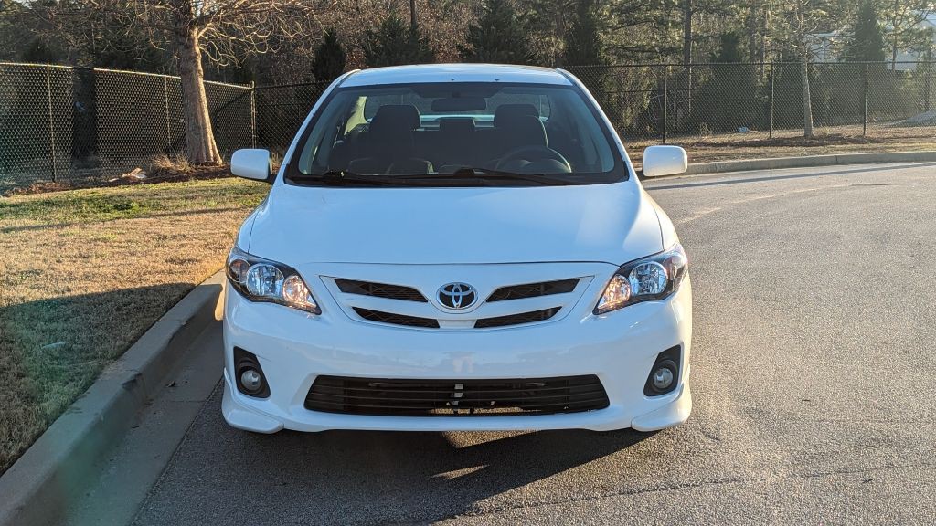 2012 Toyota Corolla Image 8