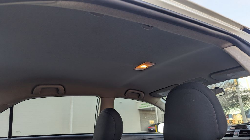 2012 Toyota Corolla Image 22