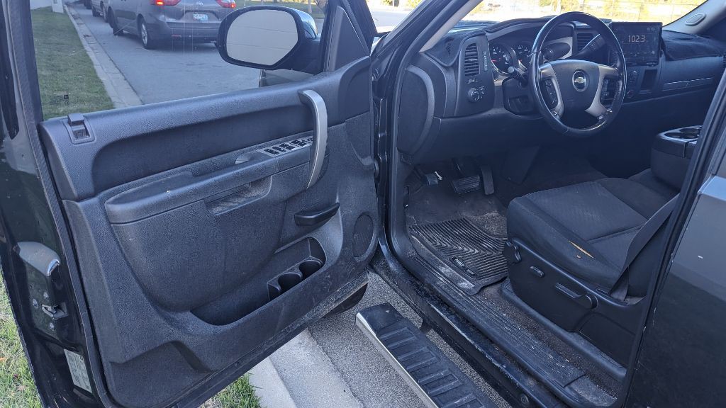 2010 Chevrolet Silverado 1500 Image 10