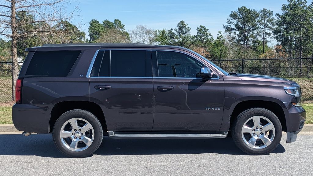 2015 Chevrolet Tahoe Image 2