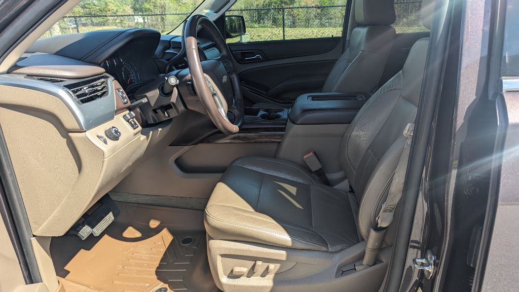 2015 Chevrolet Tahoe Image 12