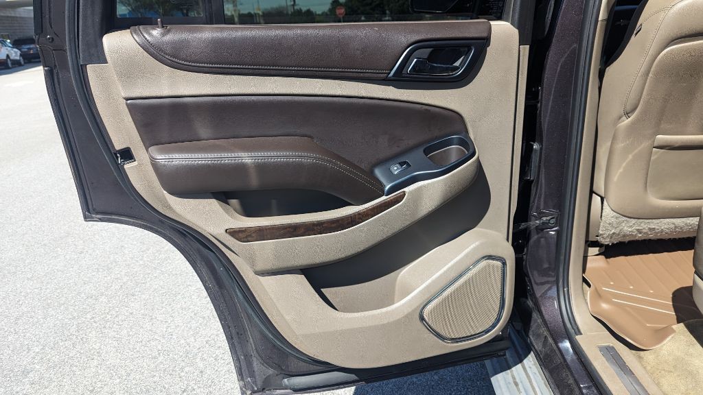 2015 Chevrolet Tahoe Image 17