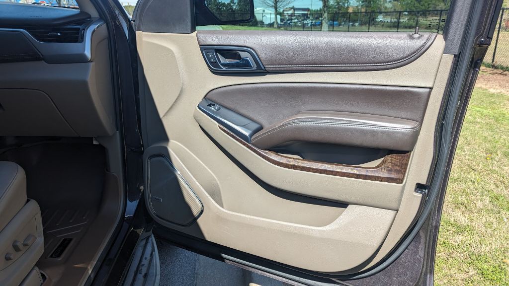2015 Chevrolet Tahoe Image 29