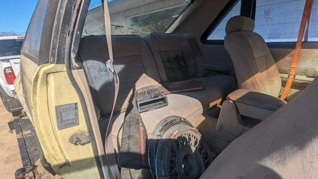 1988 Ford Mustang Image 12