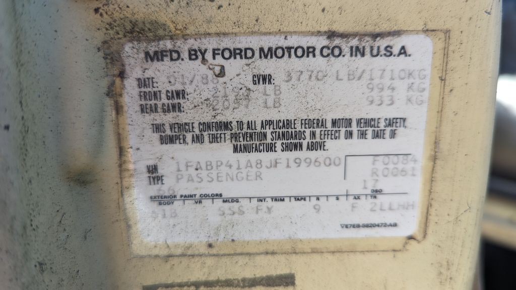 1988 Ford Mustang Image 16