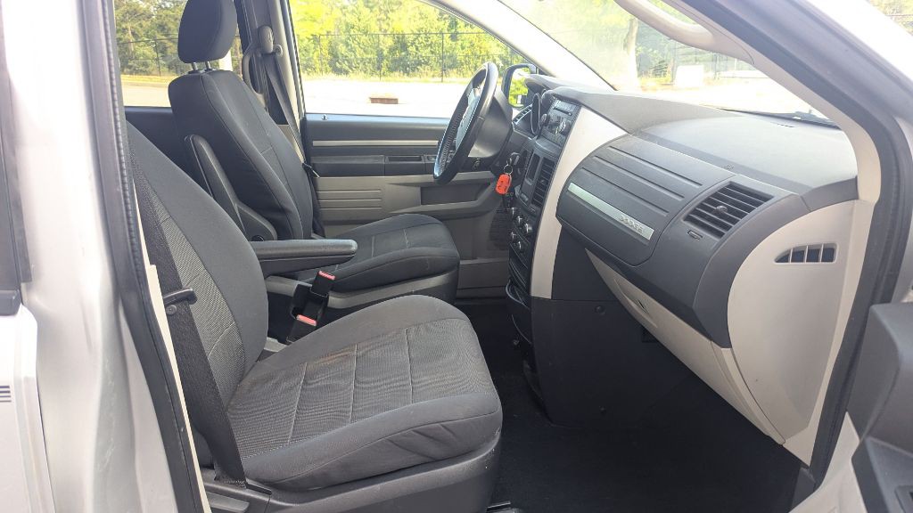 2009 Dodge Grand Caravan Image 17