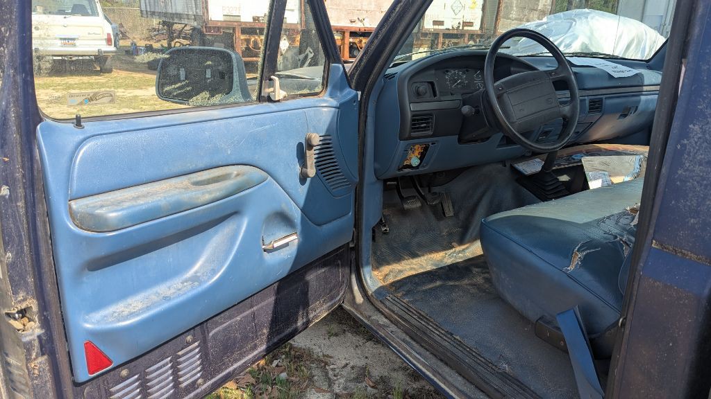 1994 Ford F-150 Image 8