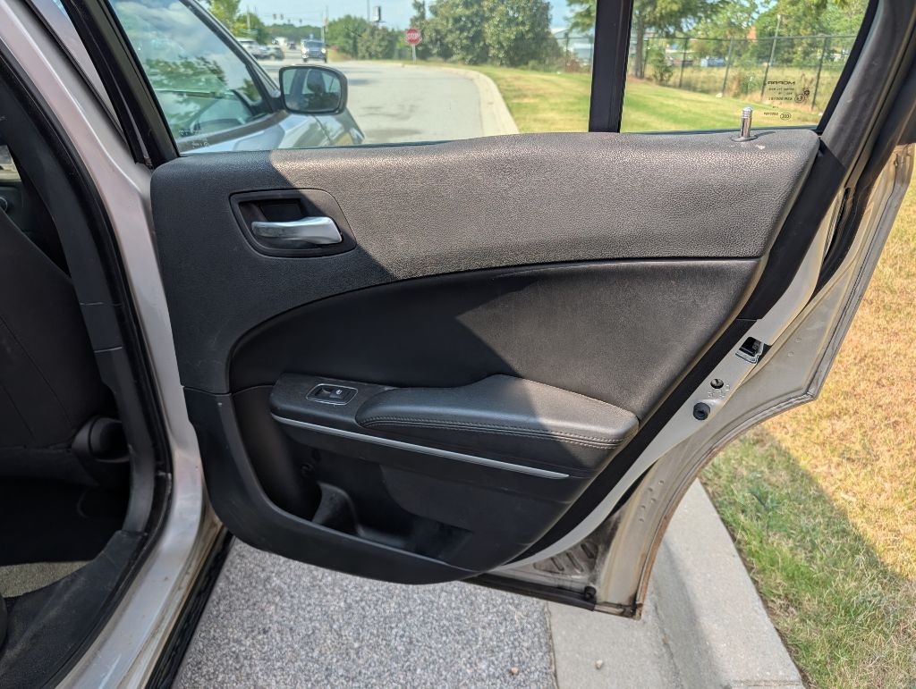 2019 Dodge Charger Image 20