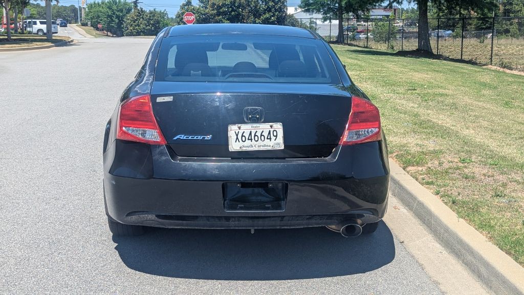 2011 Honda Accord Image 3
