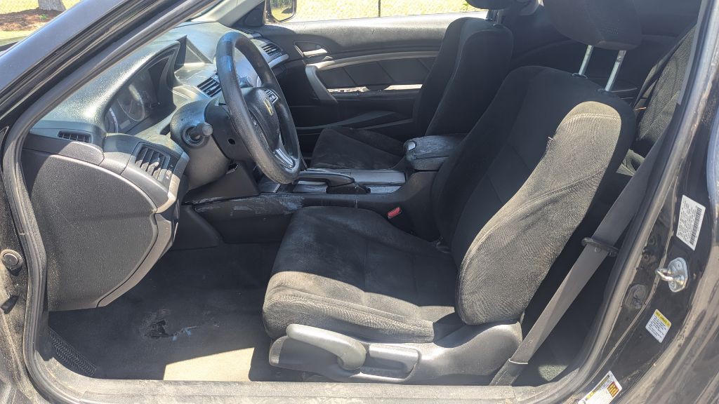 2011 Honda Accord Image 11