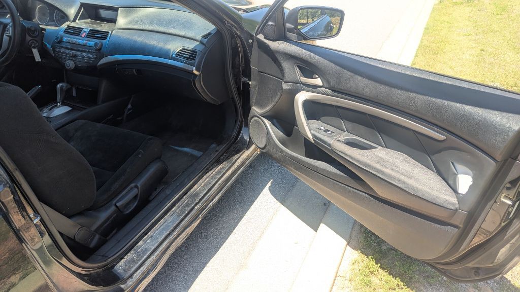 2011 Honda Accord Image 17