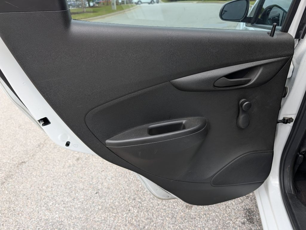 2016 Chevrolet Spark Image 14