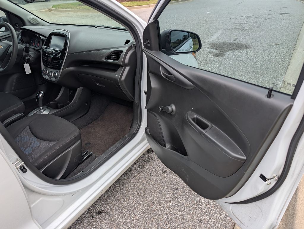 2016 Chevrolet Spark Image 22