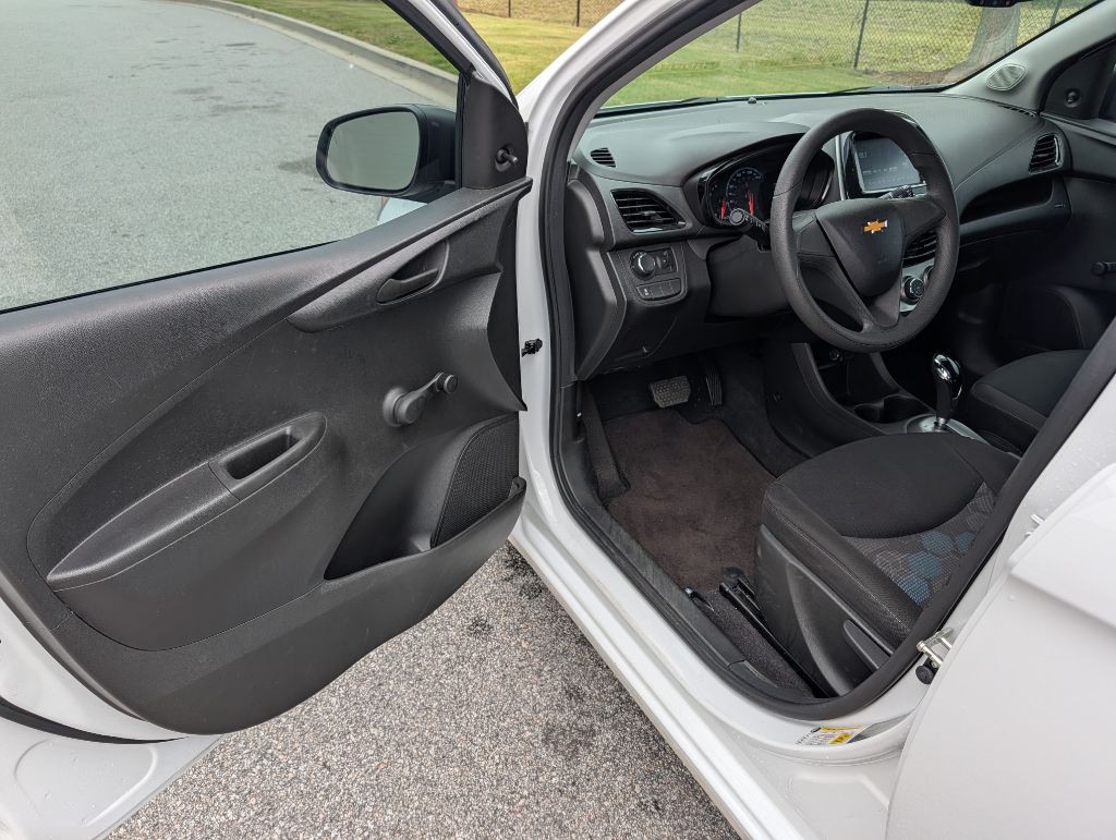 2016 Chevrolet Spark Image 10