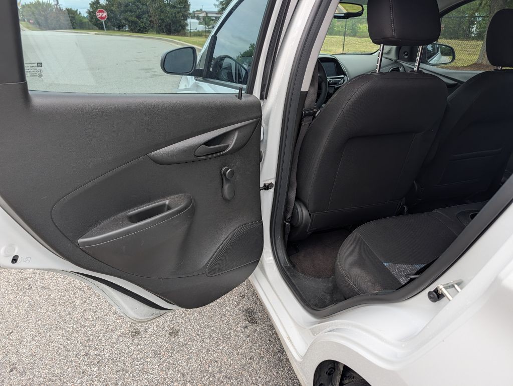 2016 Chevrolet Spark Image 15