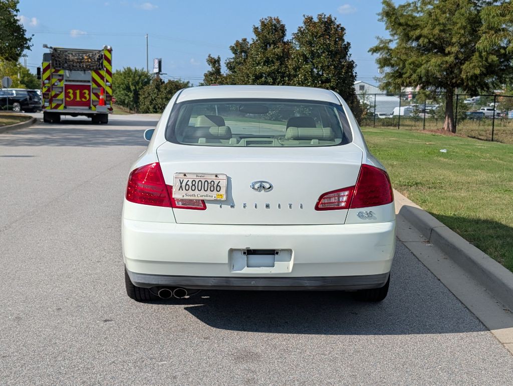 2003 INFINITI G35 Image 4
