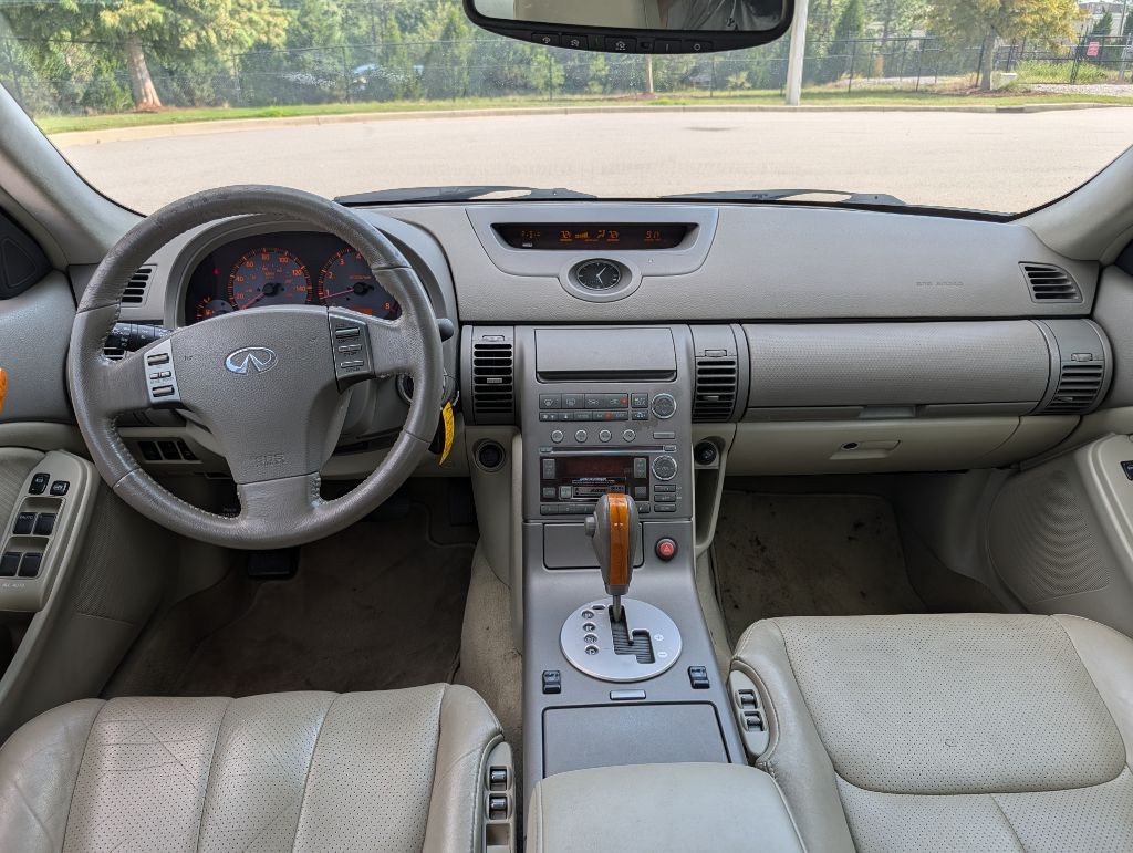2003 INFINITI G35 Image 13