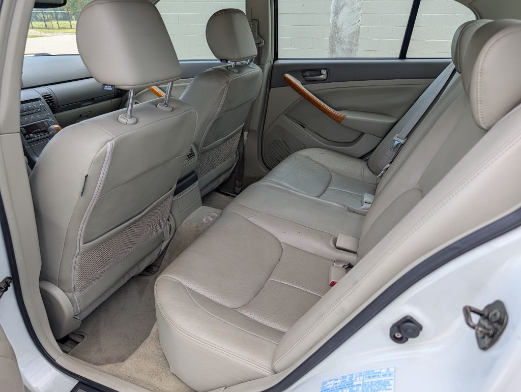 2003 INFINITI G35 Image 16