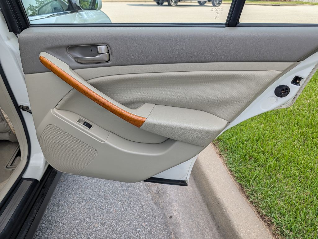 2003 INFINITI G35 Image 20