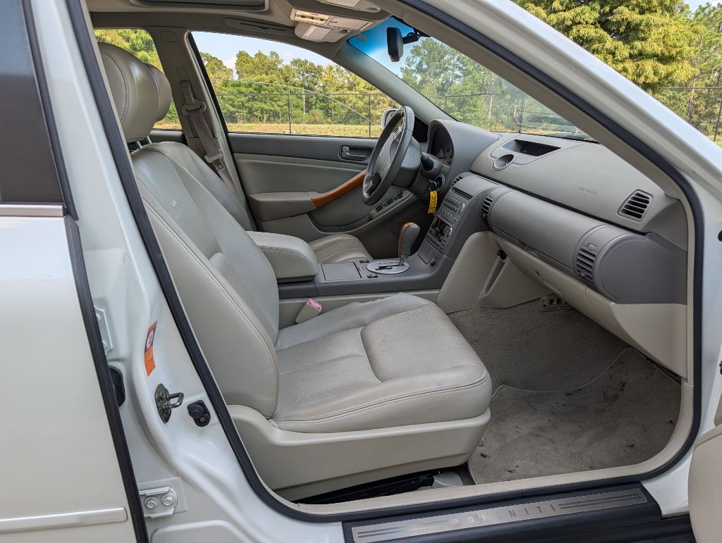 2003 INFINITI G35 Image 26