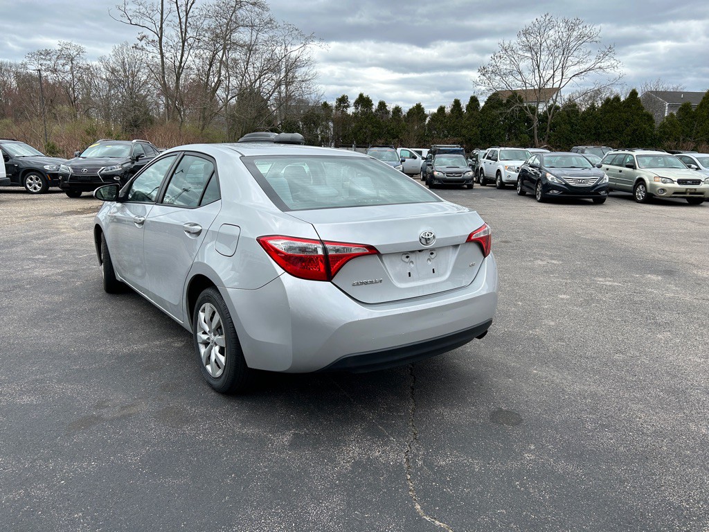 2015 Toyota Corolla Image 3