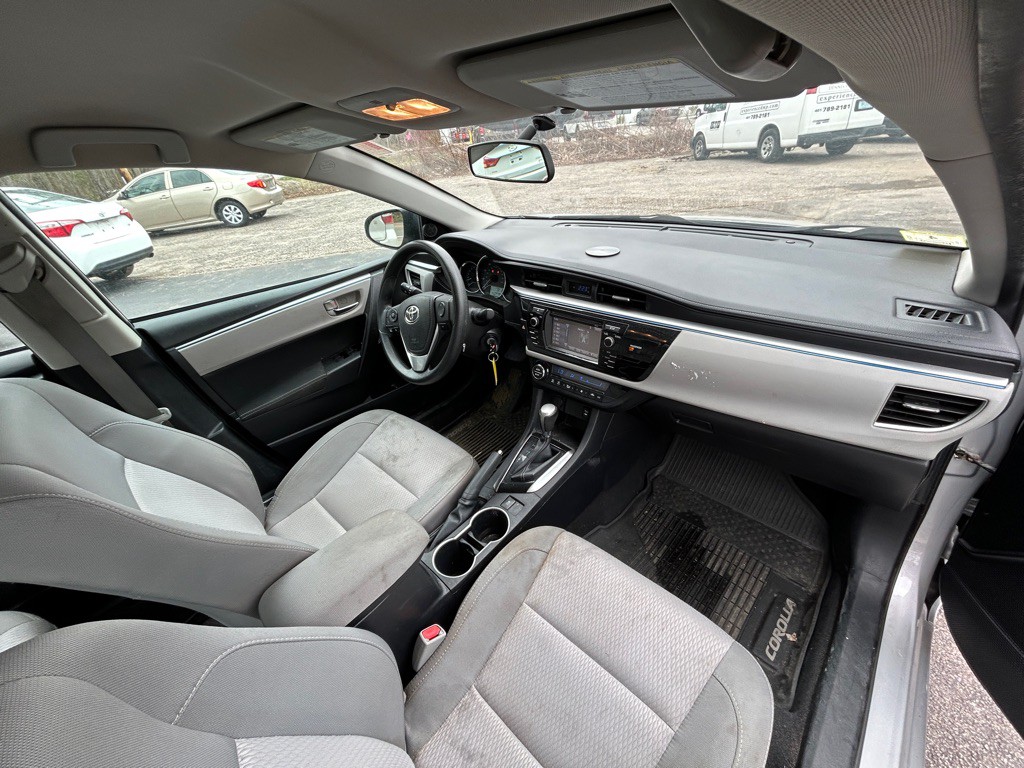 2015 Toyota Corolla Image 6