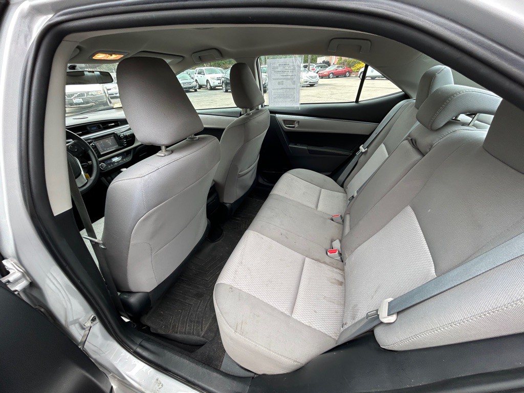 2015 Toyota Corolla Image 7