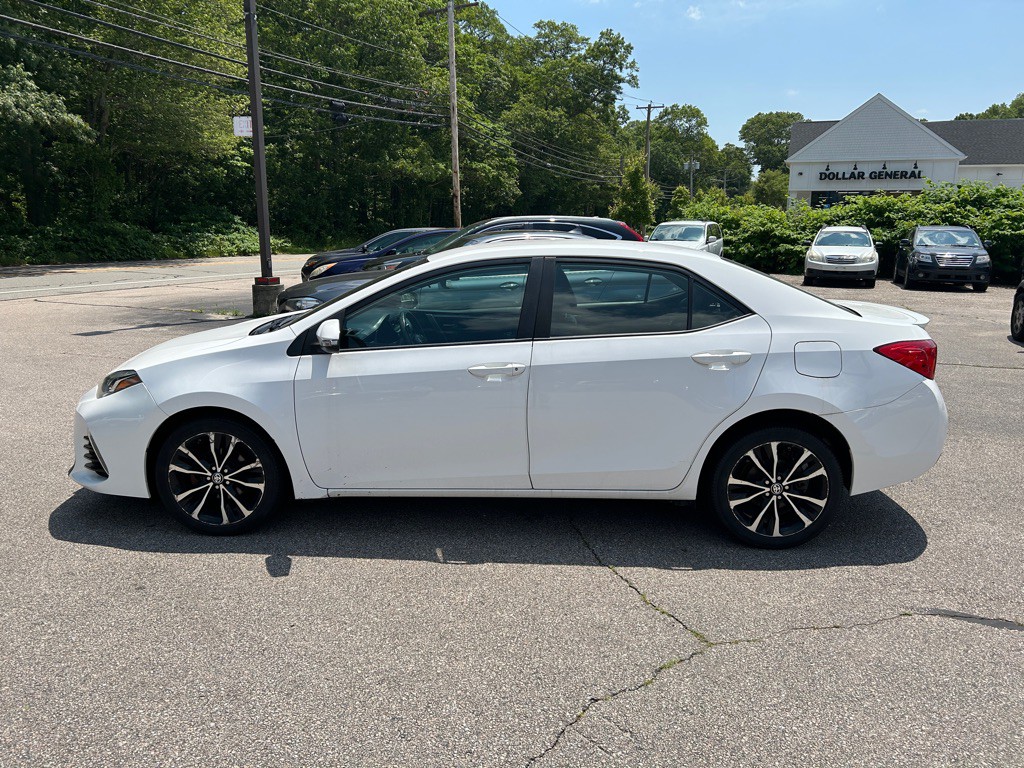 2018 Toyota Corolla Image 8