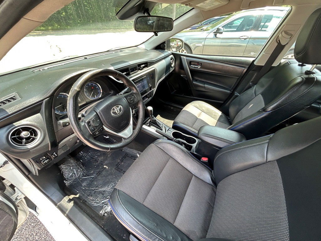 2018 Toyota Corolla Image 9