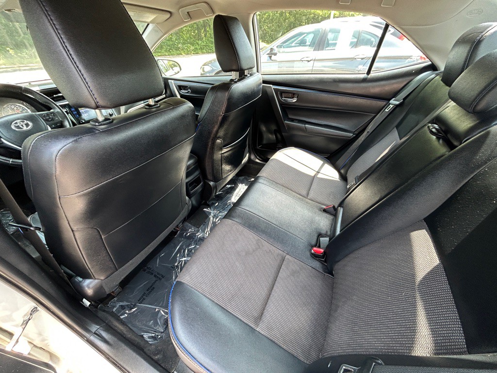 2018 Toyota Corolla Image 11