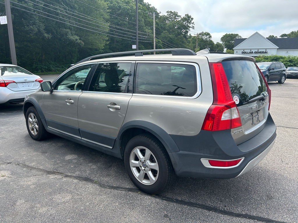 2012 Volvo XC70 Image 3