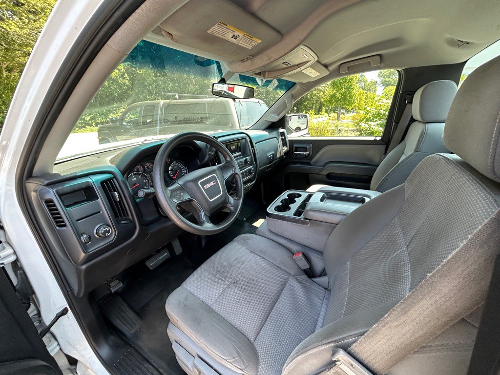 2015 GMC Sierra Image 9