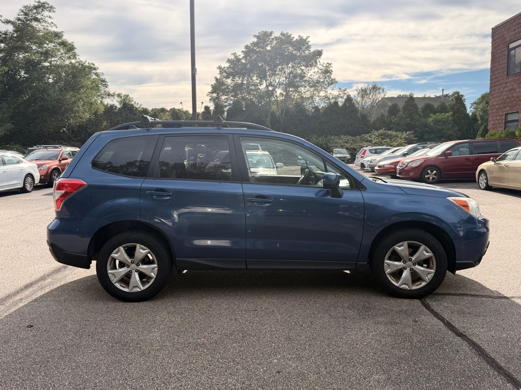 2014 Subaru Forester Image 4