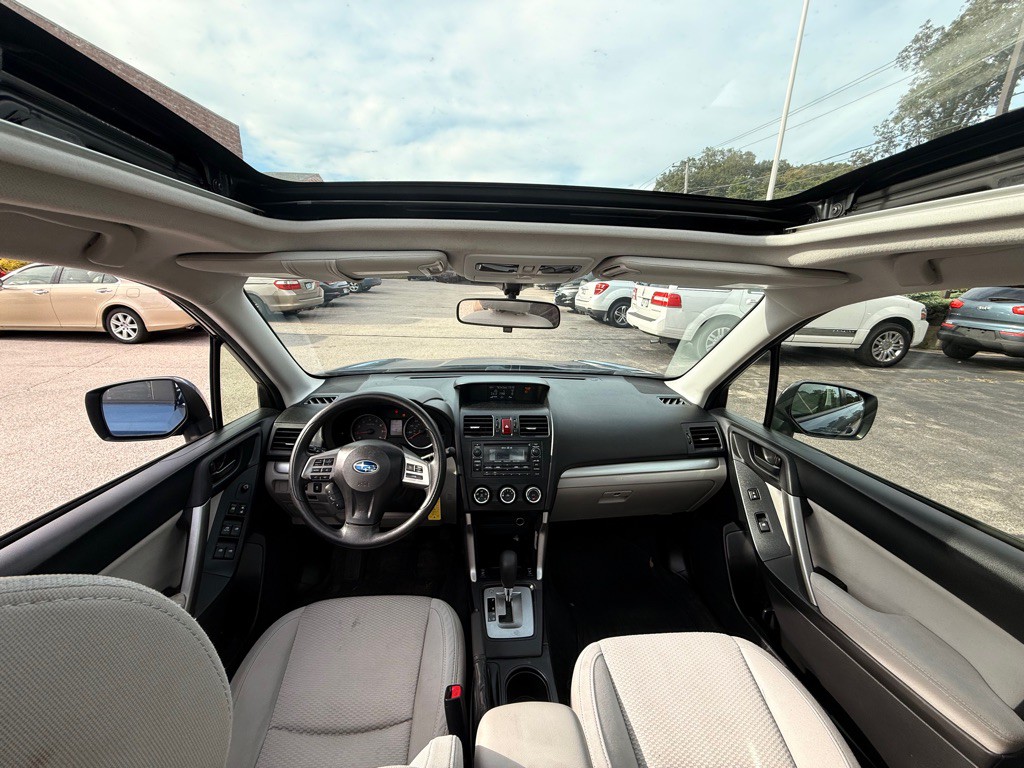 2014 Subaru Forester Image 10
