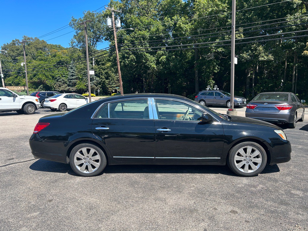 2006 Toyota Avalon Image 2