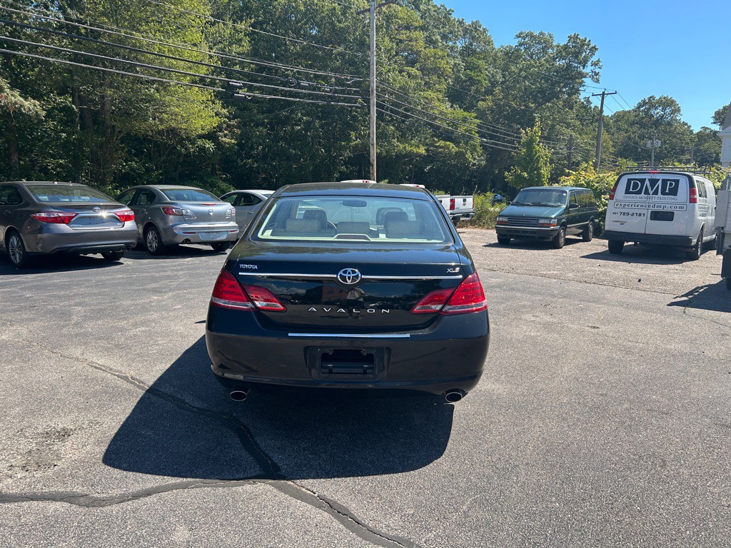 2006 Toyota Avalon Image 4