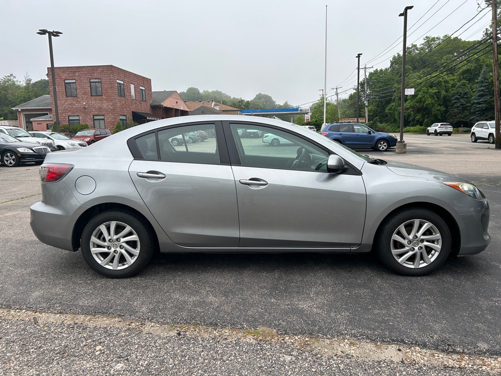 2012 Mazda Mazda3 Image 4
