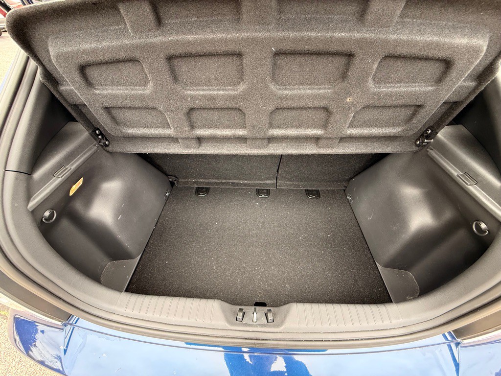 2010 Hyundai Accent Image 14