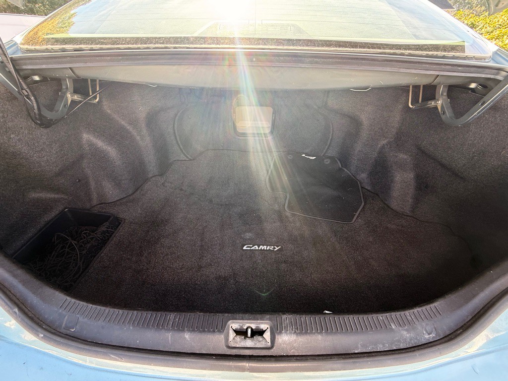 2011 Toyota Camry Image 14