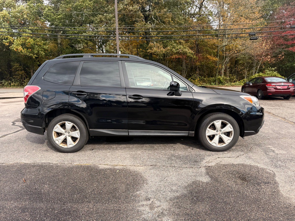 2015 Subaru Forester Image 4