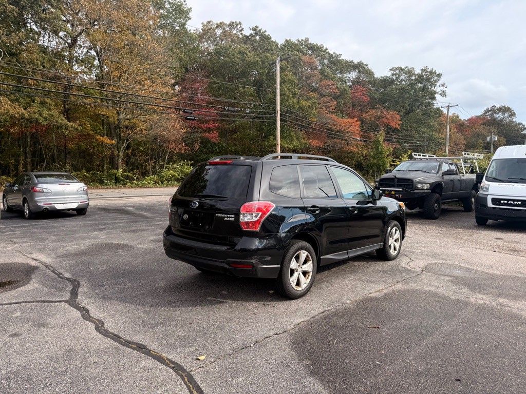 2015 Subaru Forester Image 5