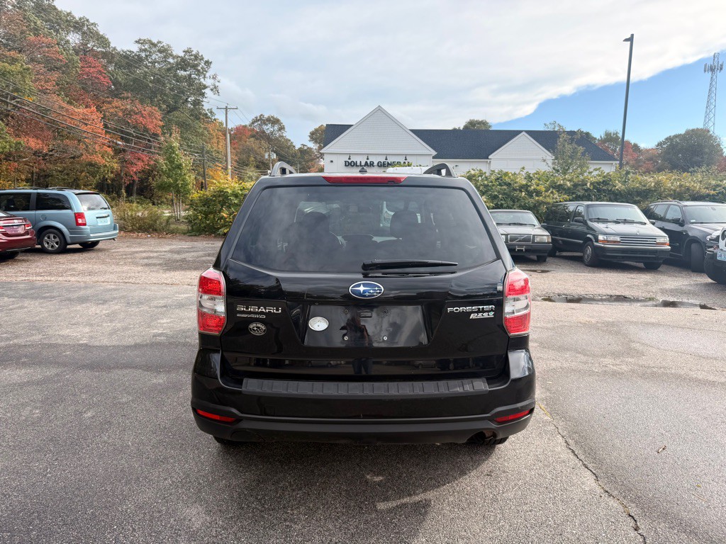 2015 Subaru Forester Image 6